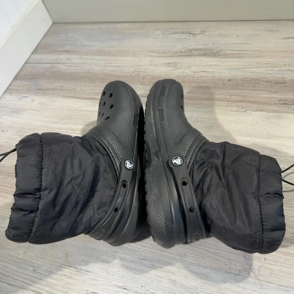Crocs Black Neo Puff Boots Unisex Men's 8 / Women's 10 Model 206630 Faux Fur